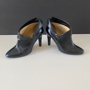 Michael Kors black booties size 9